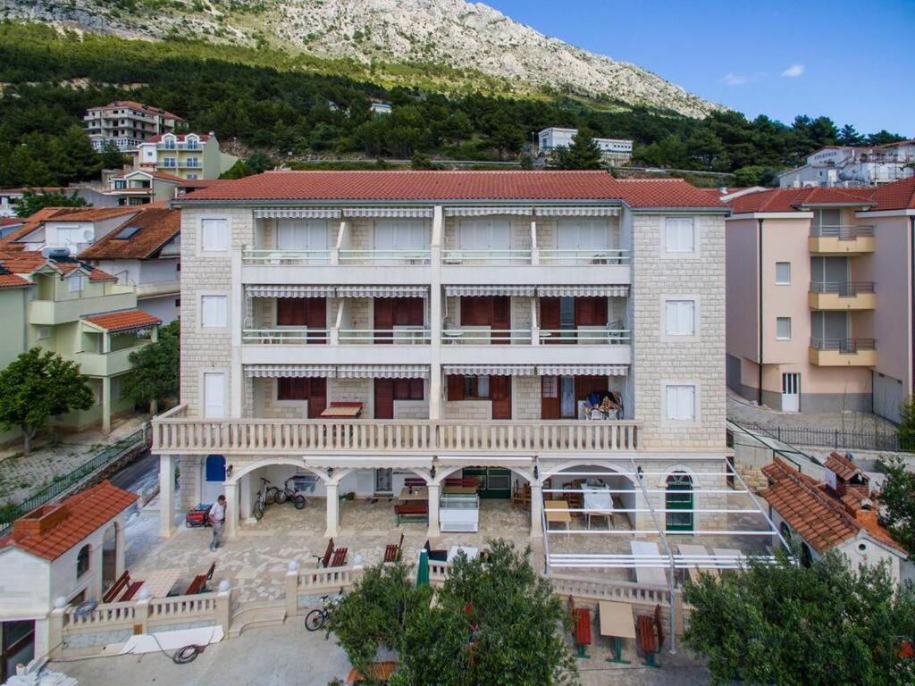 Apartments Tihomir Musac Omiš Exteriör bild
