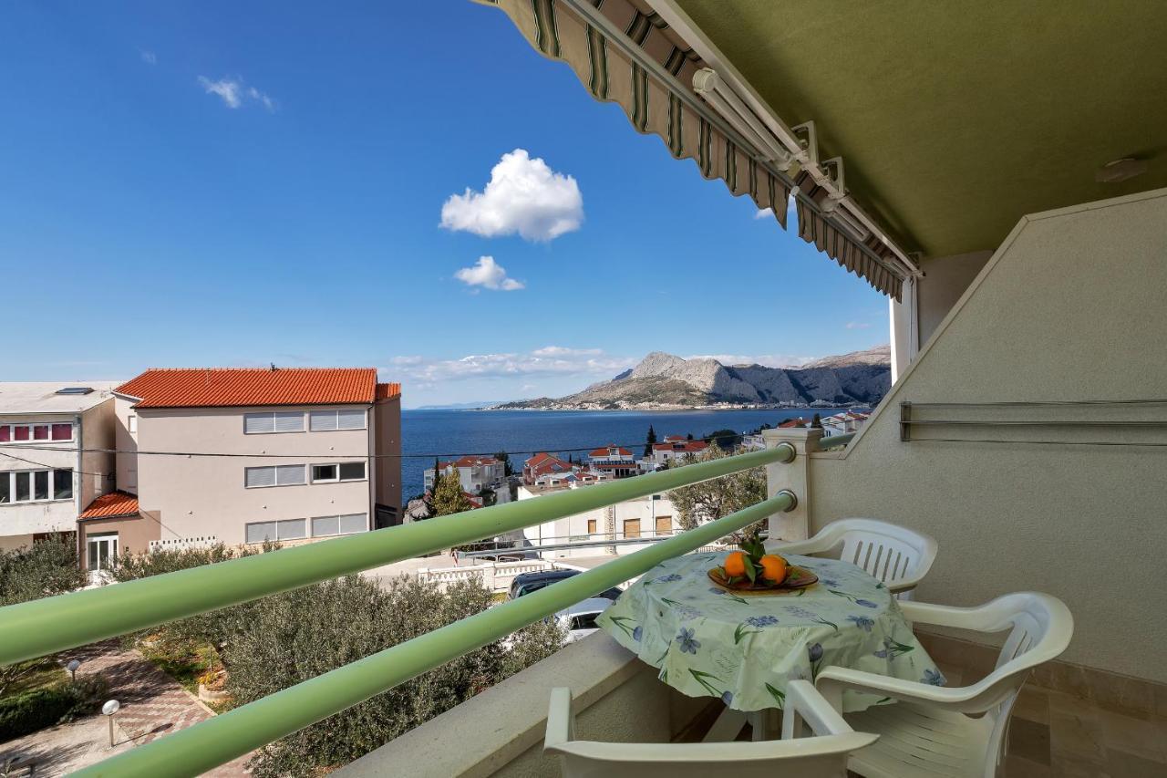 Apartments Tihomir Musac Omiš Exteriör bild